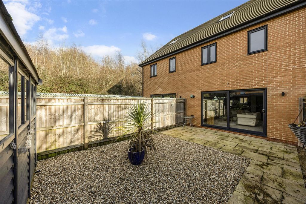 Additional image 14 of 3 bed terraced house for saleBishops Cleeve, Cheltenham GL52