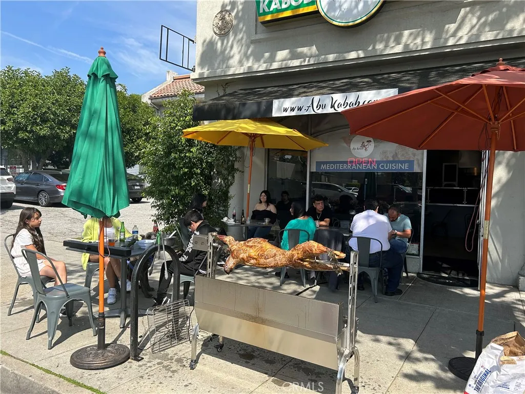 Additional image 16 of 720 N Lake Avenue, Pasadena, CA 91104