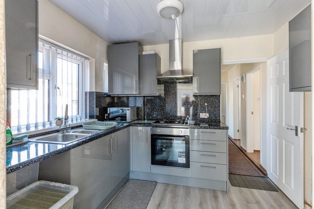 Additional image 3 of 2 bed bungalow for saleThe Pyghtle, Wellingborough NN8