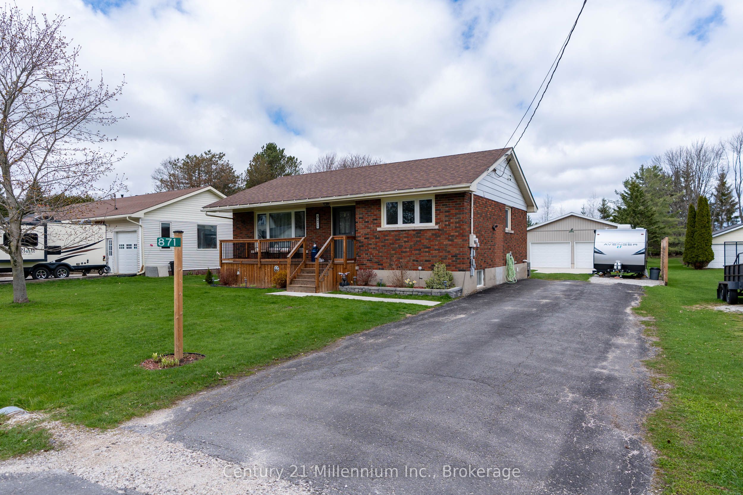 871 16th Street W, Georgian Bluffs, ON, N4K 6V5