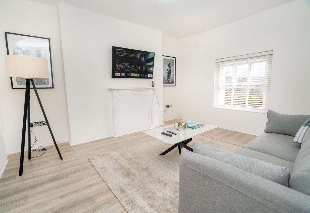 Additional image 20 of 5 bed flat for saleGrosvenor Street, Cheltenham, Gloucestershire GL52
