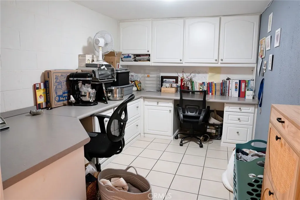 Additional image 46 of 9759 Via Roma, Burbank, CA 91504