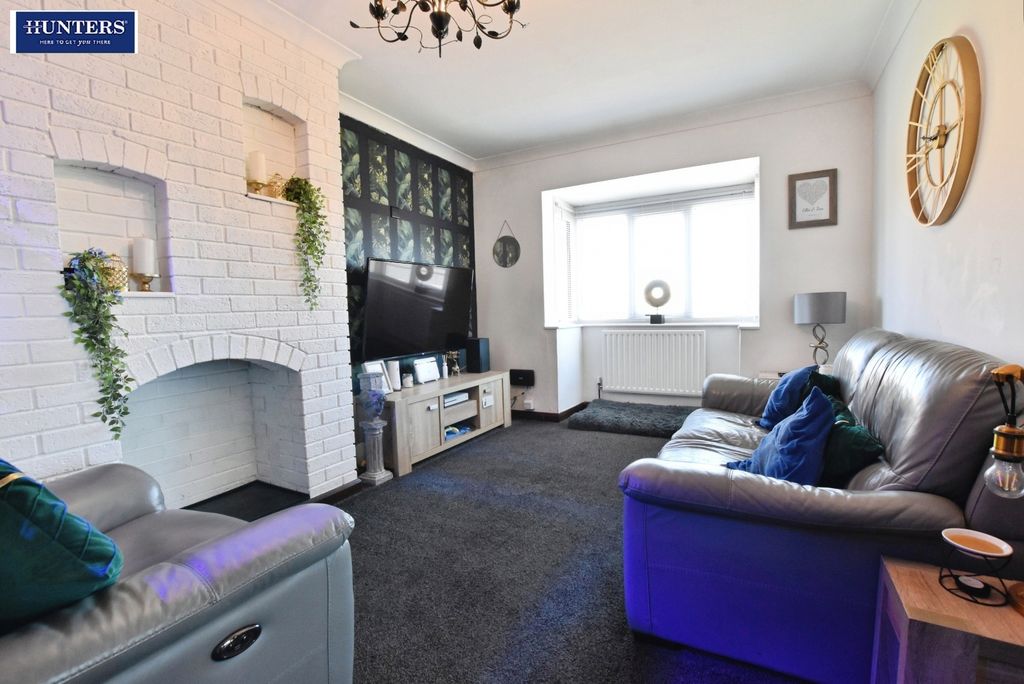 Additional image 3 of 2 bed semi-detached bungalow to rentLeaburn Road, Messingham, Scunthorpe DN17