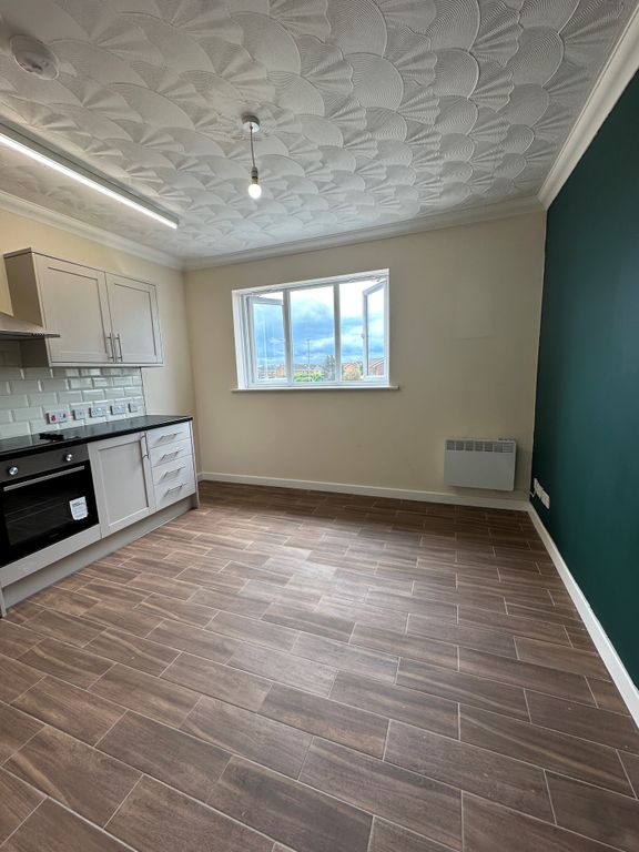 Studio to rentForester Close, Hartlepool TS25 photo 3