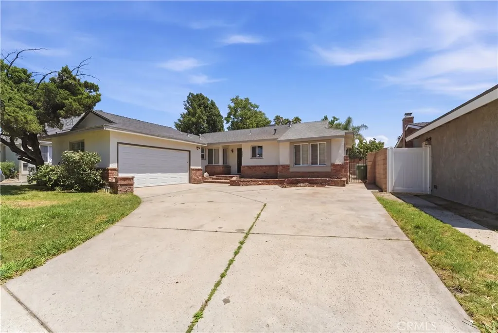 10944 Haskell Avenue, Granada Hills, CA 91344 photo 3
