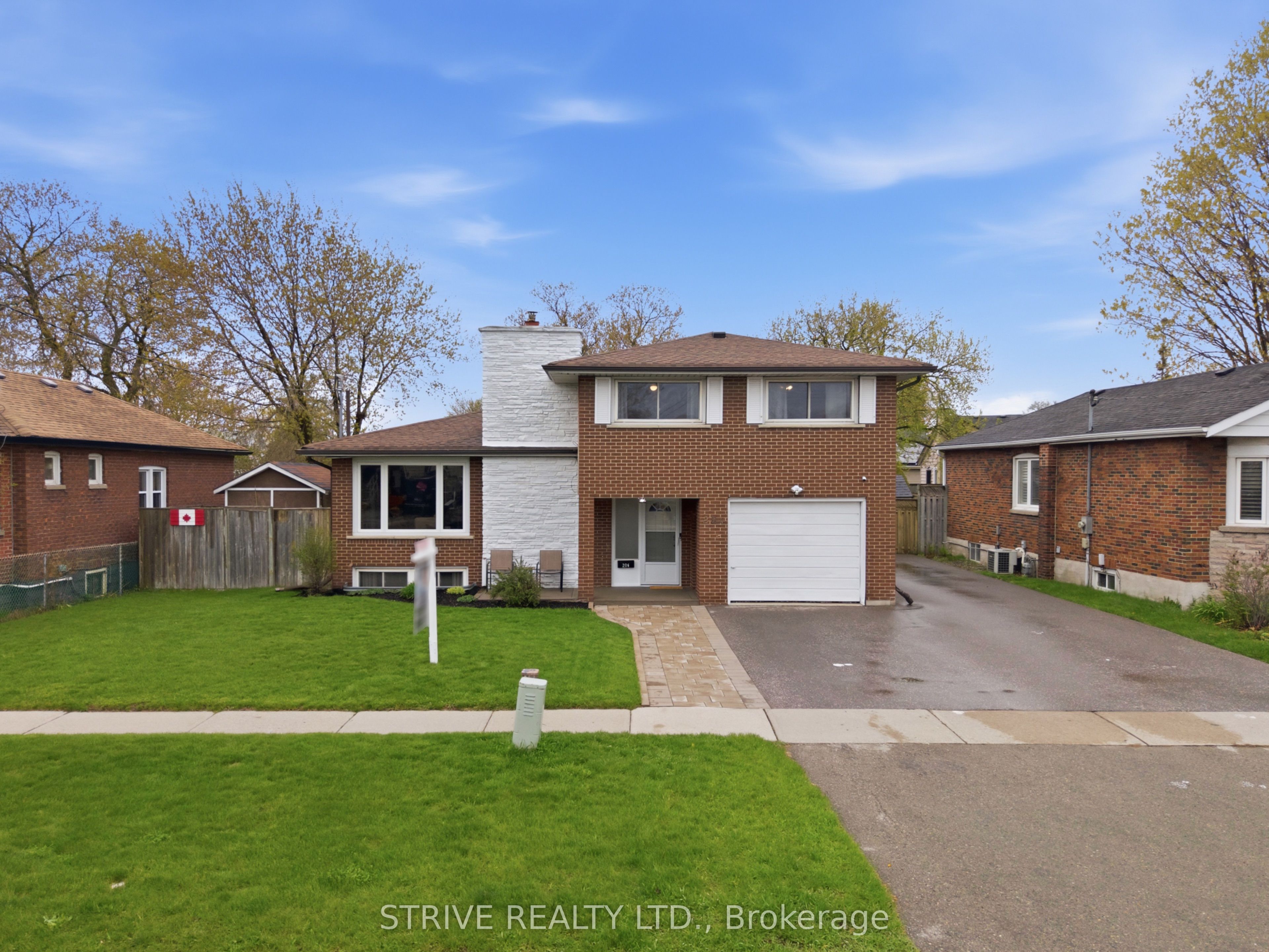 284 College Avenue, Oshawa, ON, L1J 1R8