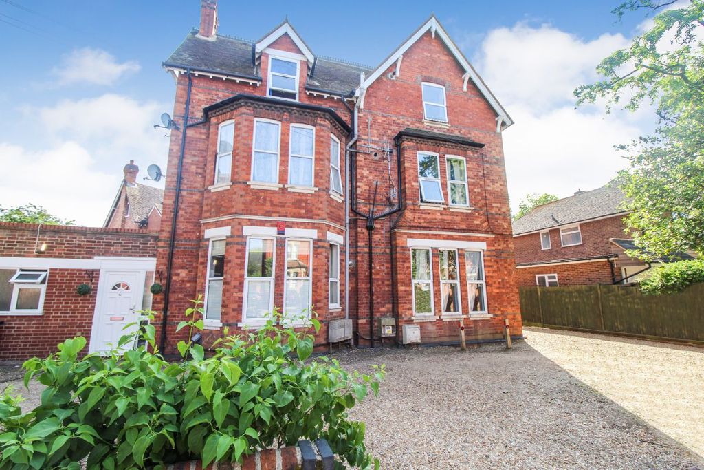 1 bed flat to rentLansdowne Road, Bedford MK40