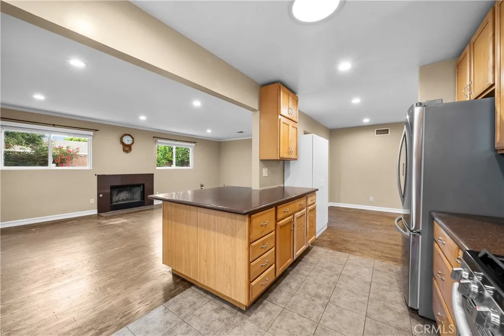 Additional image 19 of 23741 Archwood St, West Hills, CA 91307