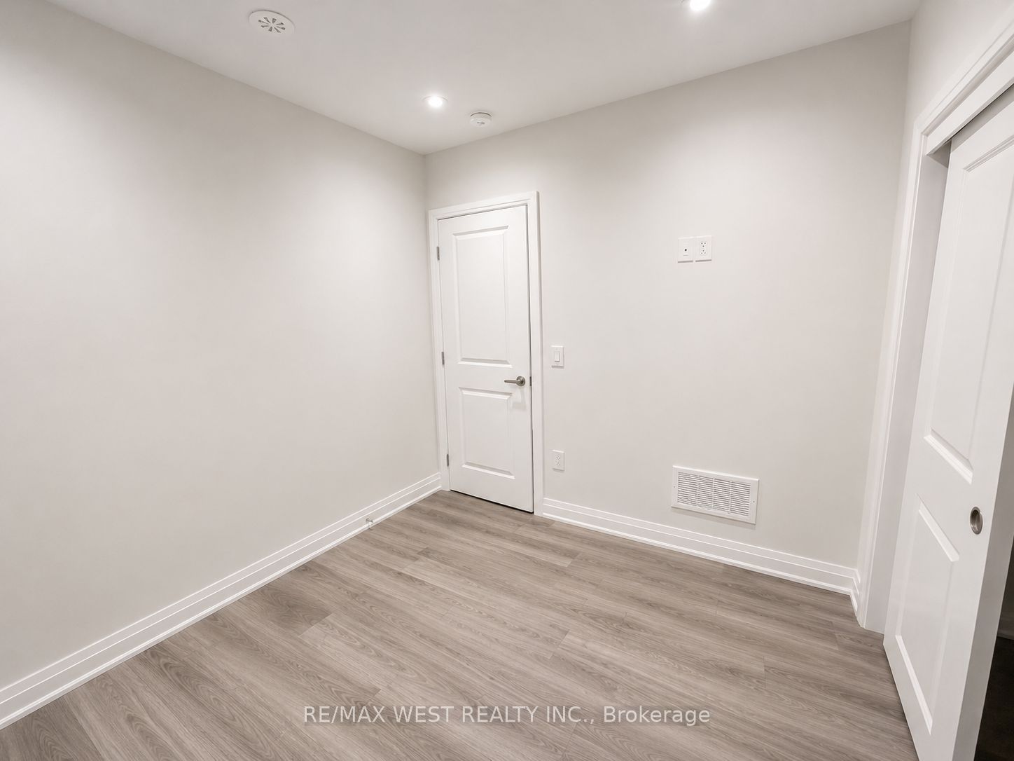 Additional image 6 of Basement-431 Concord Avenue, Toronto, ON, M6H 2P9