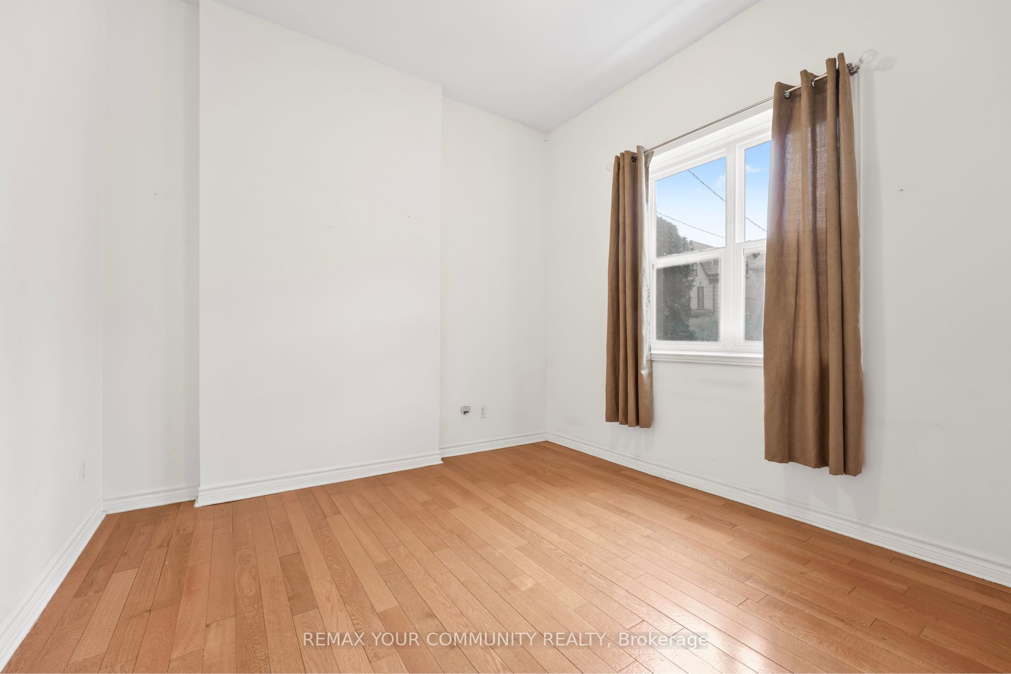 Additional image 3 of Main-151 Dovercourt Road, Toronto, ON, M6J 3C5