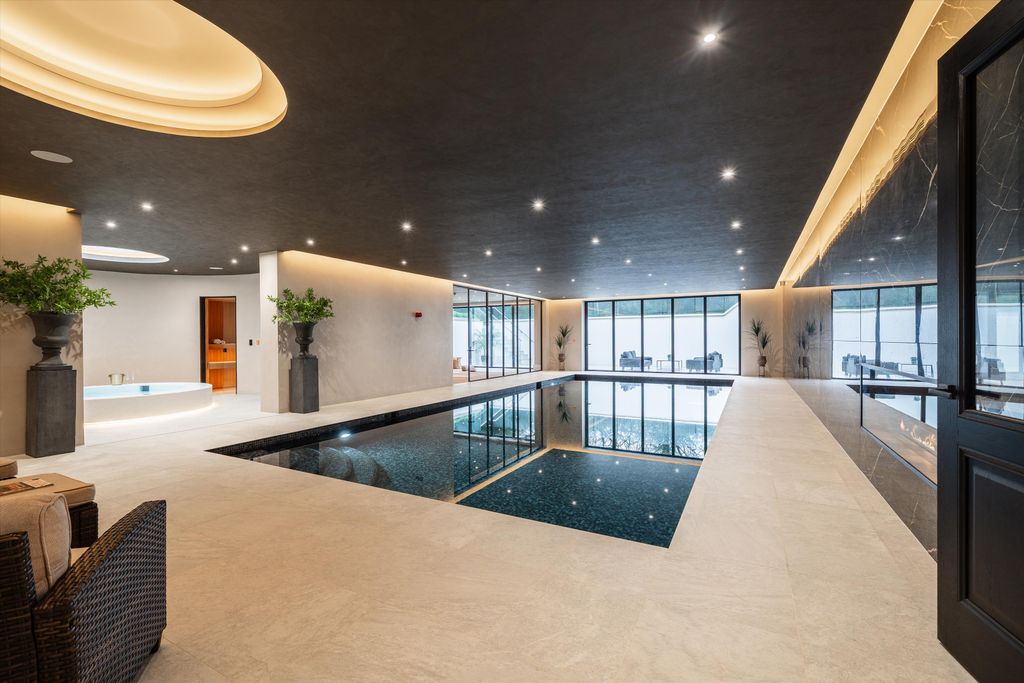 Additional image 12 of 6 bed detached house for saleWentworth Drive, Virginia Water, Surrey GU25