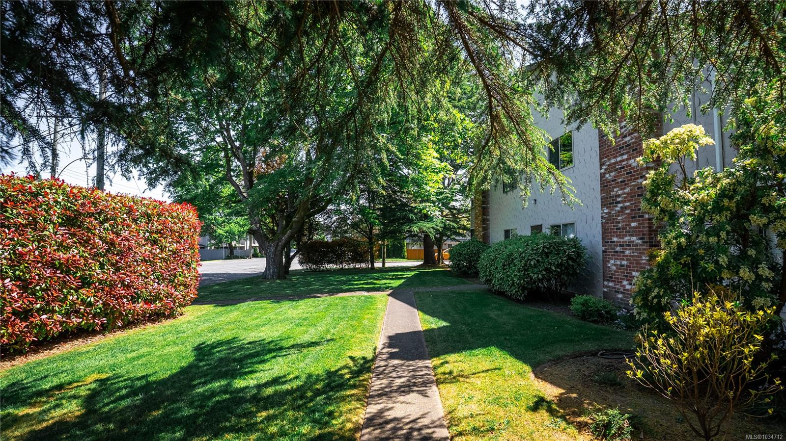Additional image 4 of 403-3170 Irma Street, Victoria, BC, V9A 1S8