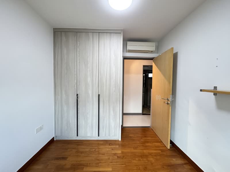 87 Dawson Road photo 2