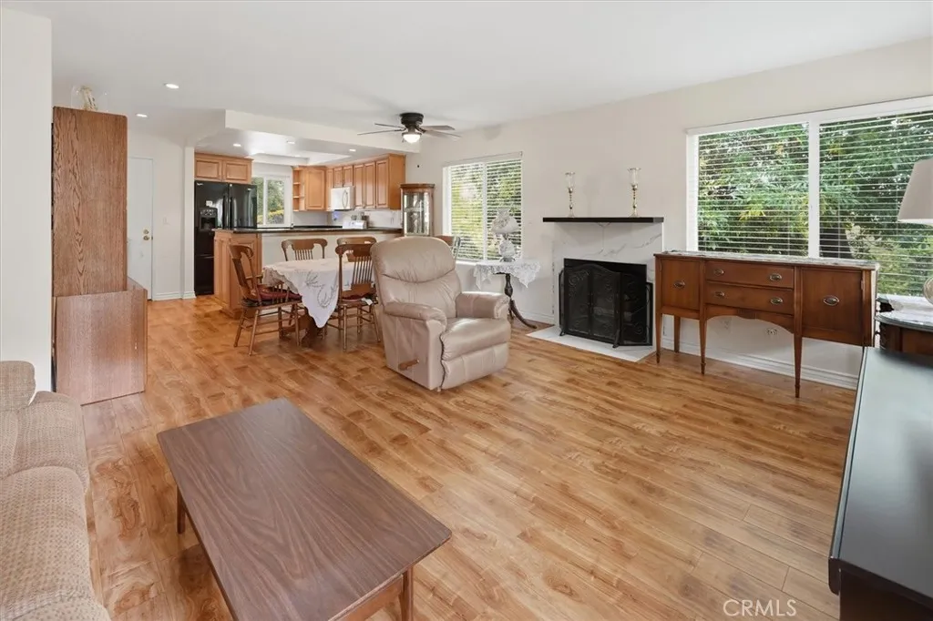 Additional image 58 of 20008 Avenue Of The Oaks, Newhall, CA 91321
