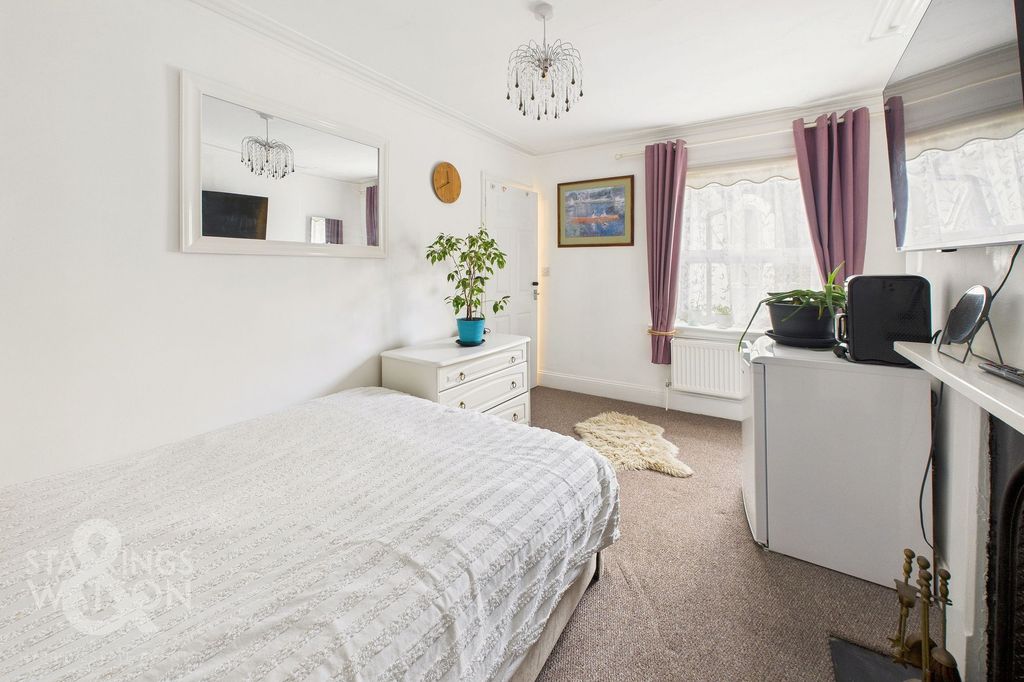 Additional image 15 of 4 bed terraced house for saleDeneside, Great Yarmouth NR30