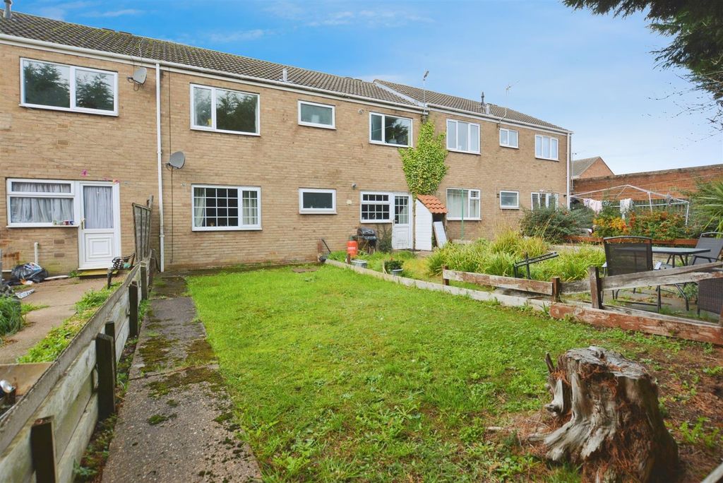 Additional image 13 of 2 bed flat for saleAncaster Court, Scunthorpe DN17