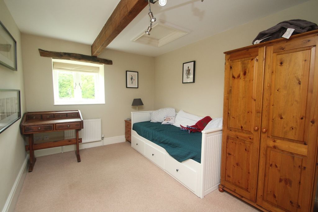Additional image 8 of 4 bed detached house to rentHarewell Lane, Dacre Banks, Harrogate, North Yorkshire HG3