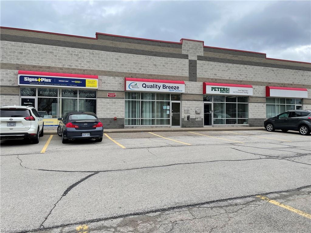 3-1440 Grahams Lane, Burlington, ON, L7S 1W3