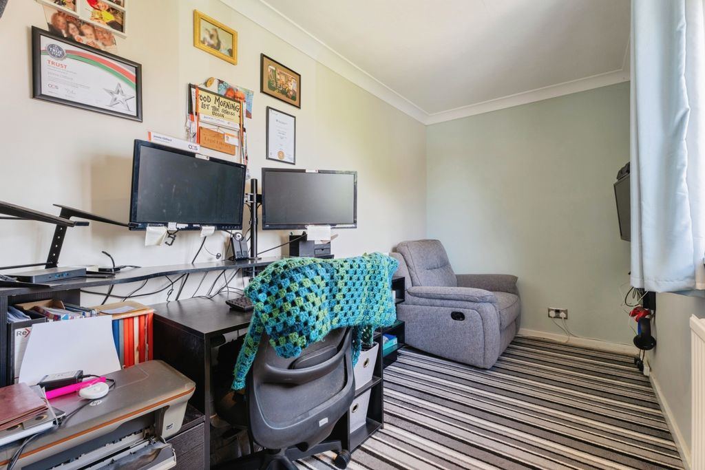 Additional image 12 of 3 bed terraced house for saleYork Close, Bury St. Edmunds IP33