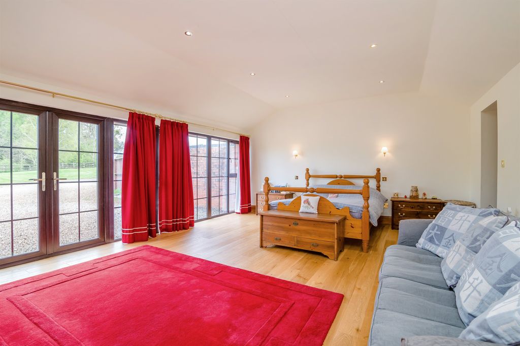 Additional image 11 of 8 bed bungalow for saleLlandenny, Usk, Monmouthshire NP15