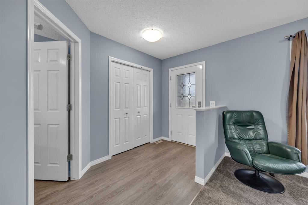 Additional image 5 of 122 Bridlecrest Manor SW, Calgary, AB, T2Y 4Y3