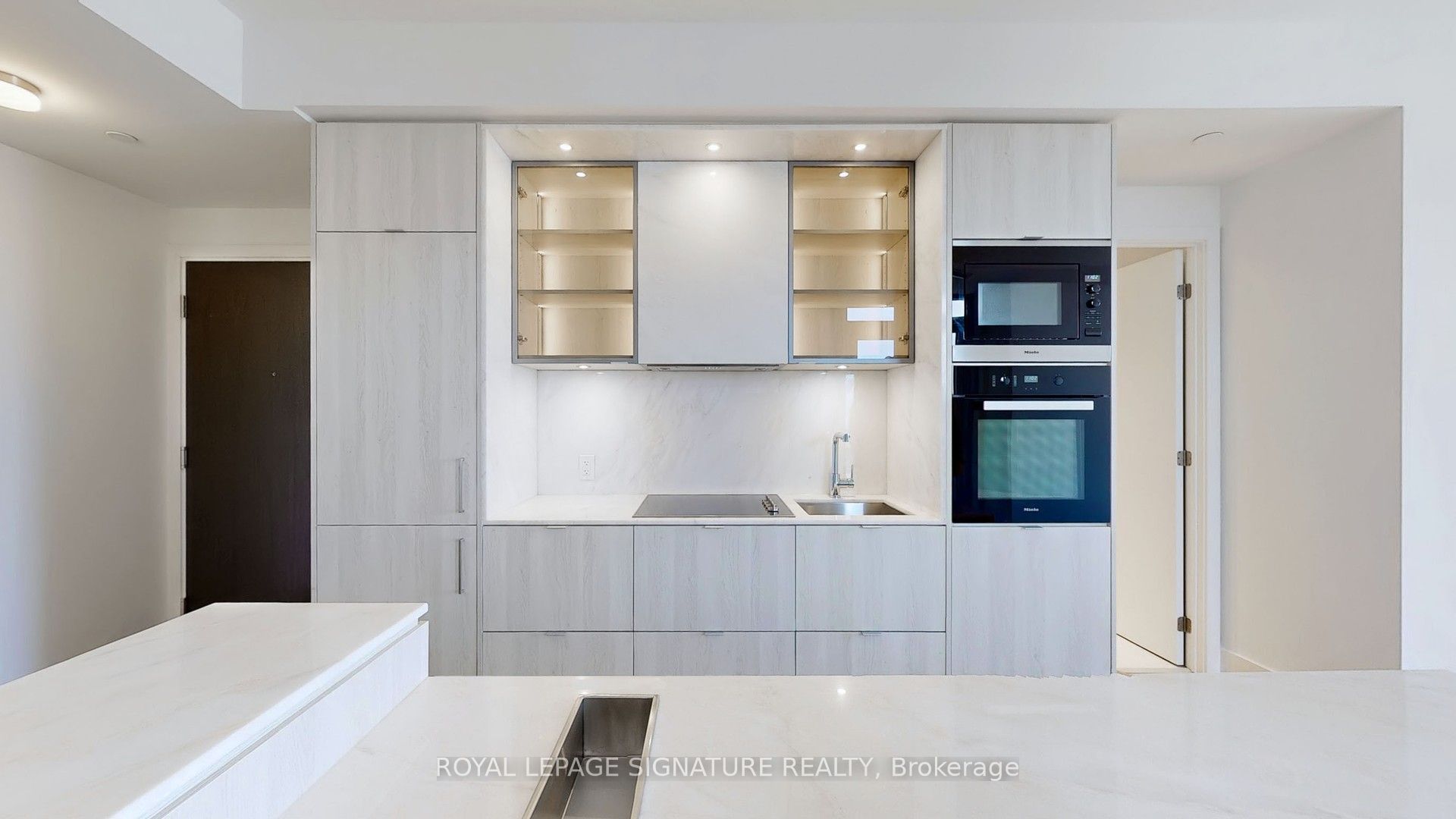 Additional image 2 of 3602-11 Yorkville Avenue, Toronto, ON, M4W 1L2