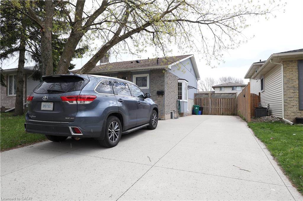 2-31 Keewatin Avenue, Kitchener, ON, N2B 3M1