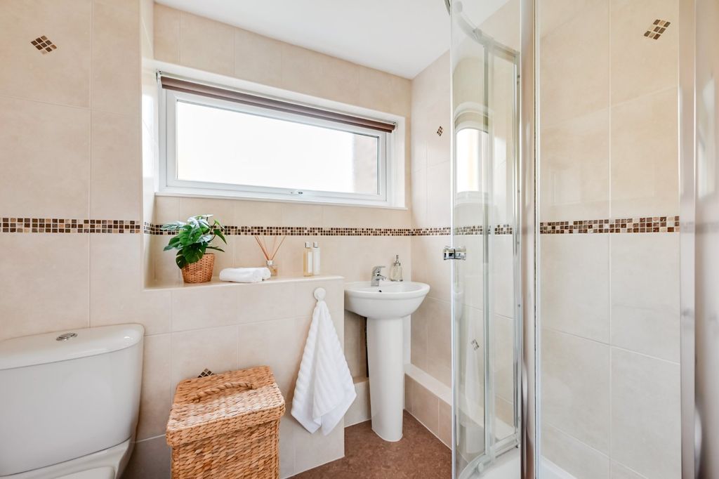 Additional image 10 of 1 bed flat for saleOuse Lea, Shipton Road, York YO30
