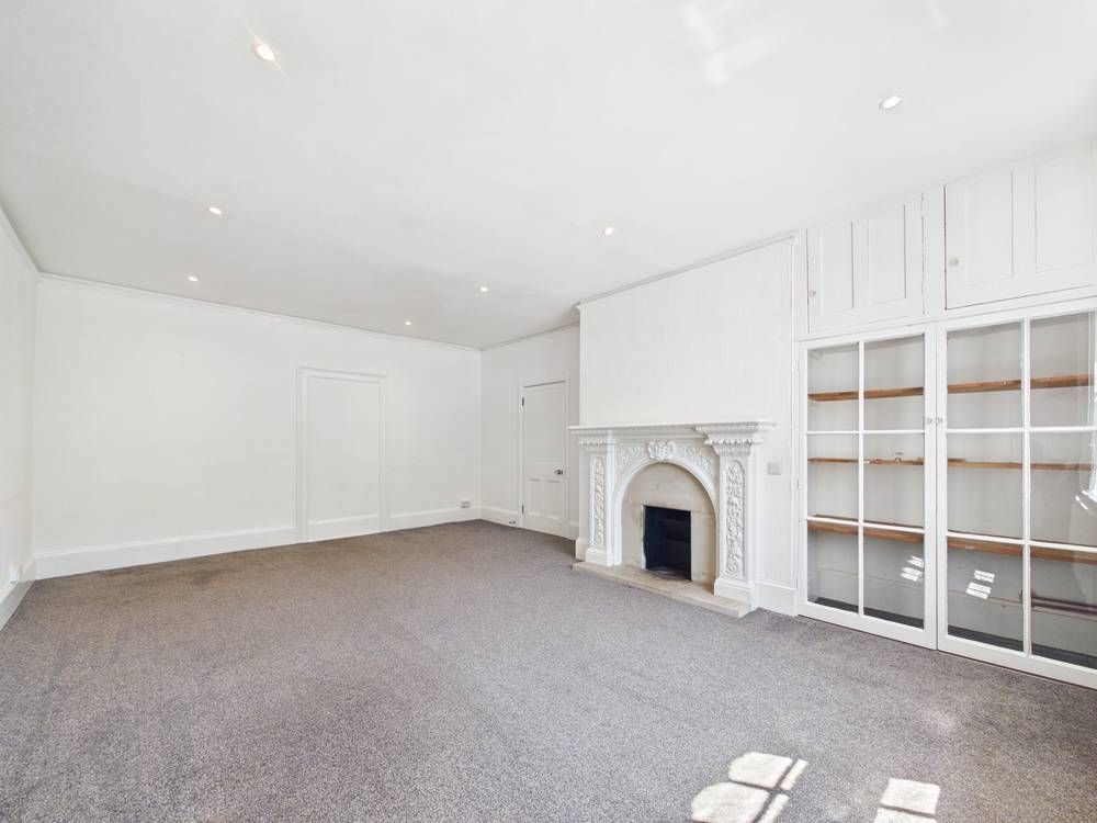 Additional image 3 of 2 bed flat to rentMain Road, Woolverstone, Ipswich, Suffolk IP9