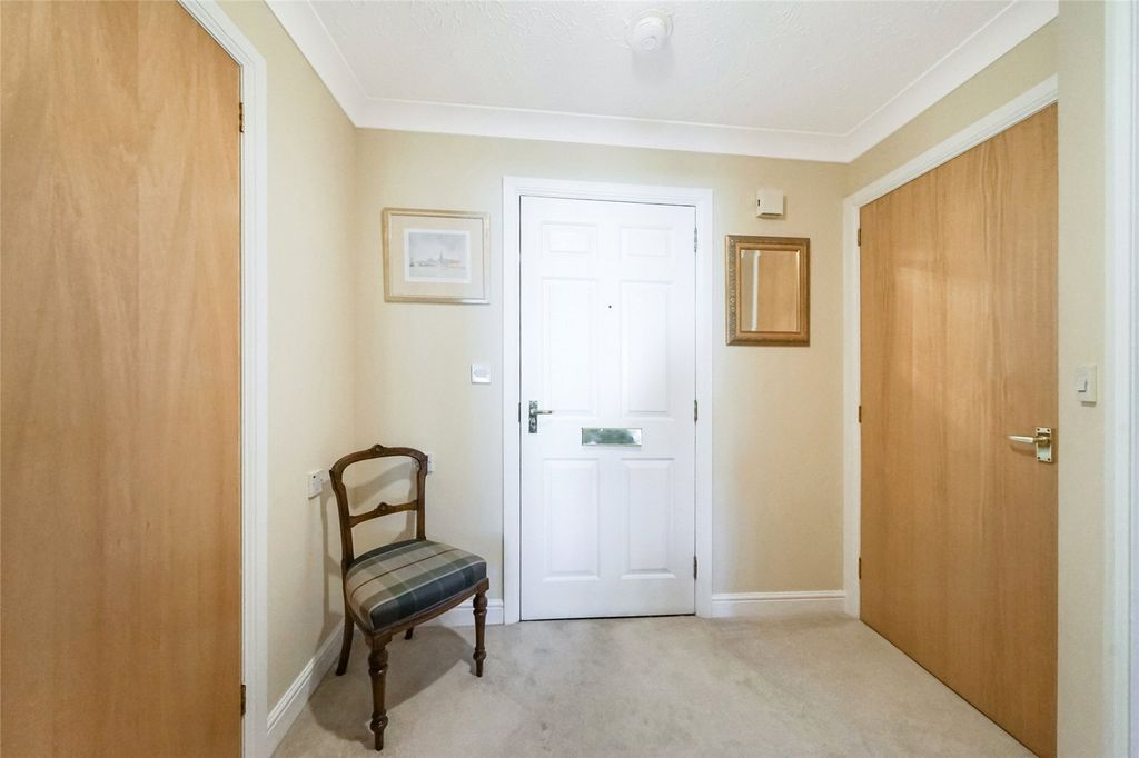 Additional image 5 of 1 bed flat for saleEccles Court, Stirling, Stirlingshire FK7