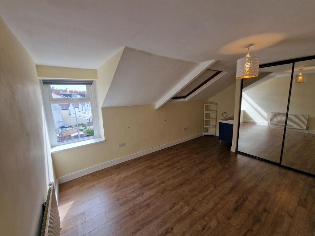 Additional image 5 of 2 bed flat to rentArcot Street, Penarth CF64