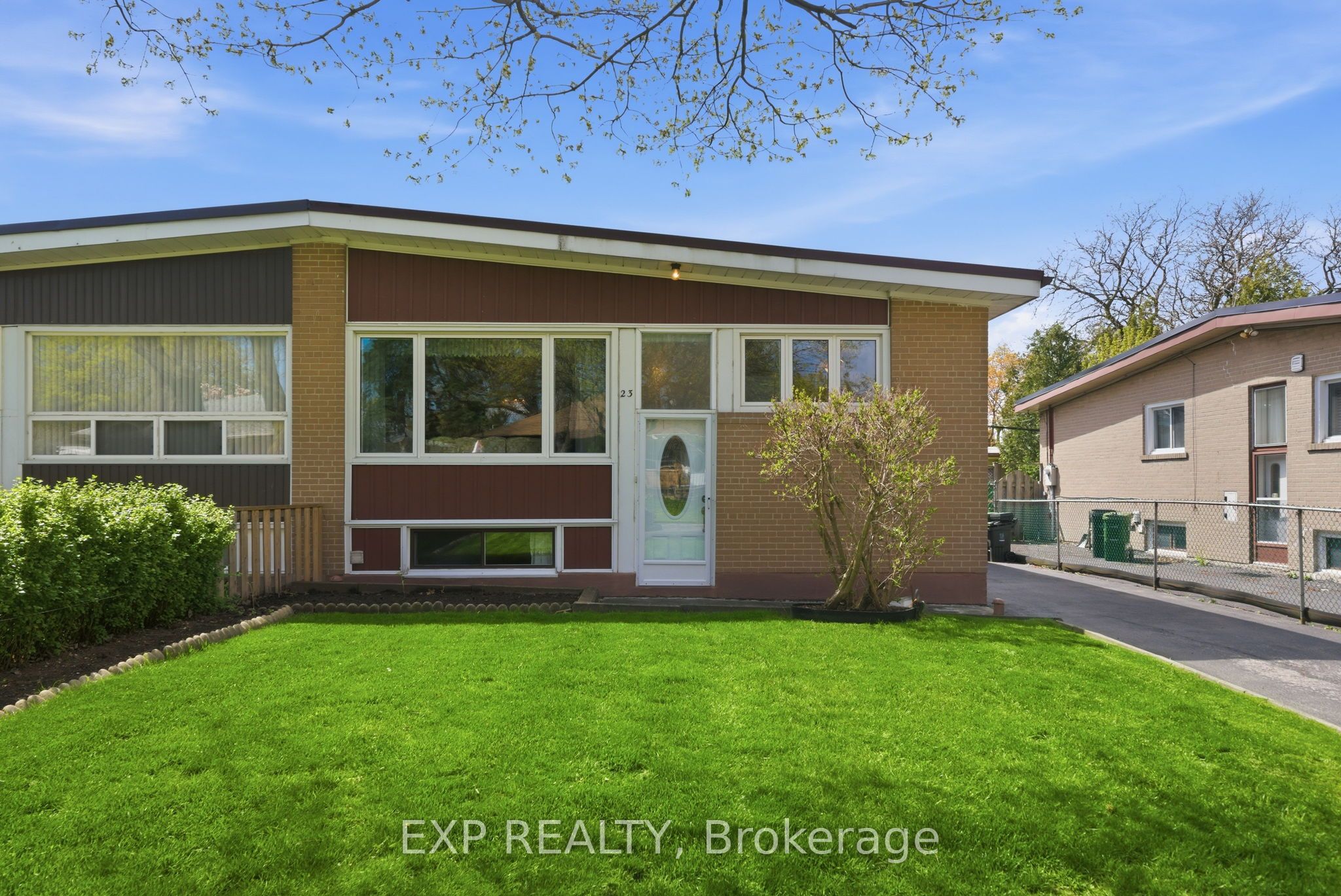 Additional image 2 of 23 Pynford Crescent, Toronto, ON, M3A 1W7