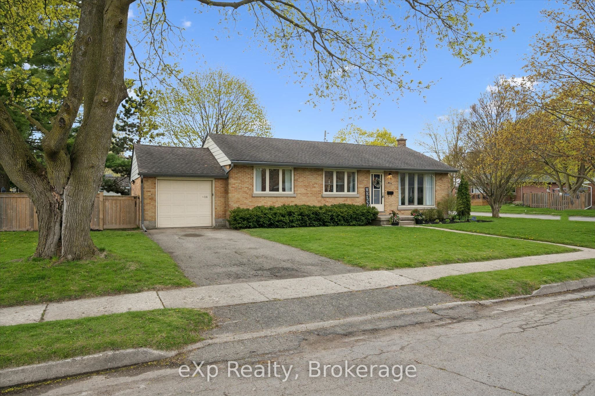 14 Glenwood Avenue, Guelph, ON, N1H 4L2