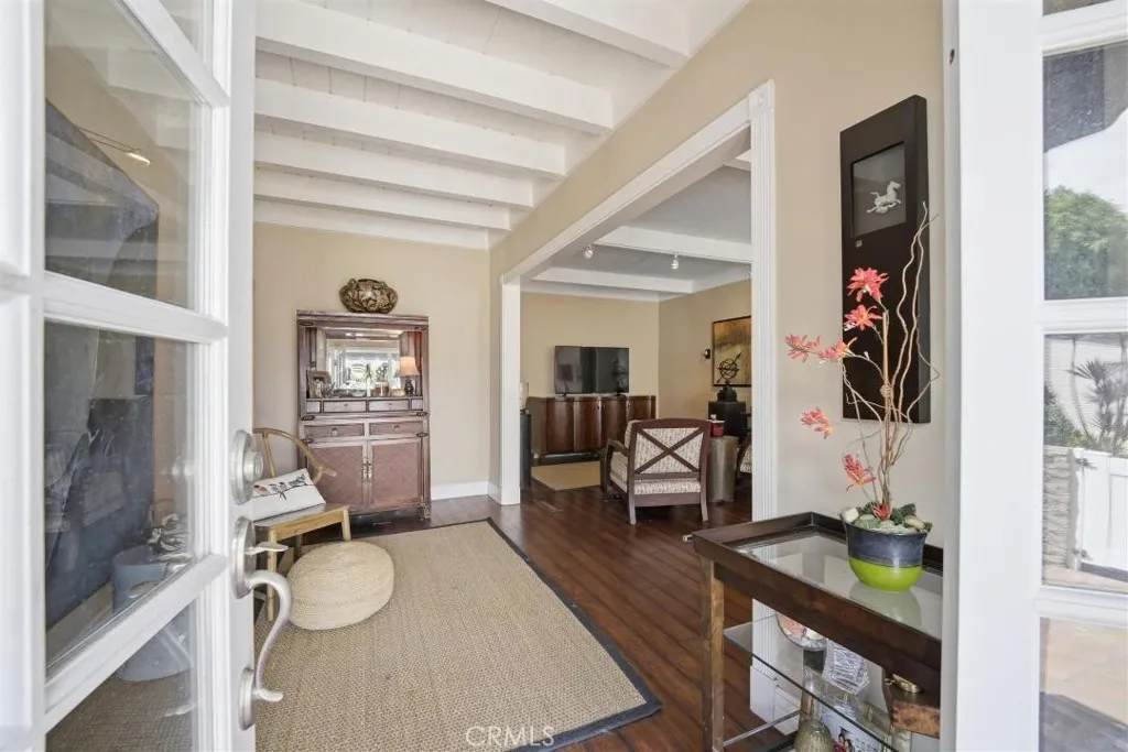 Additional image 40 of 59 Saratoga, Newport Beach, CA 92660