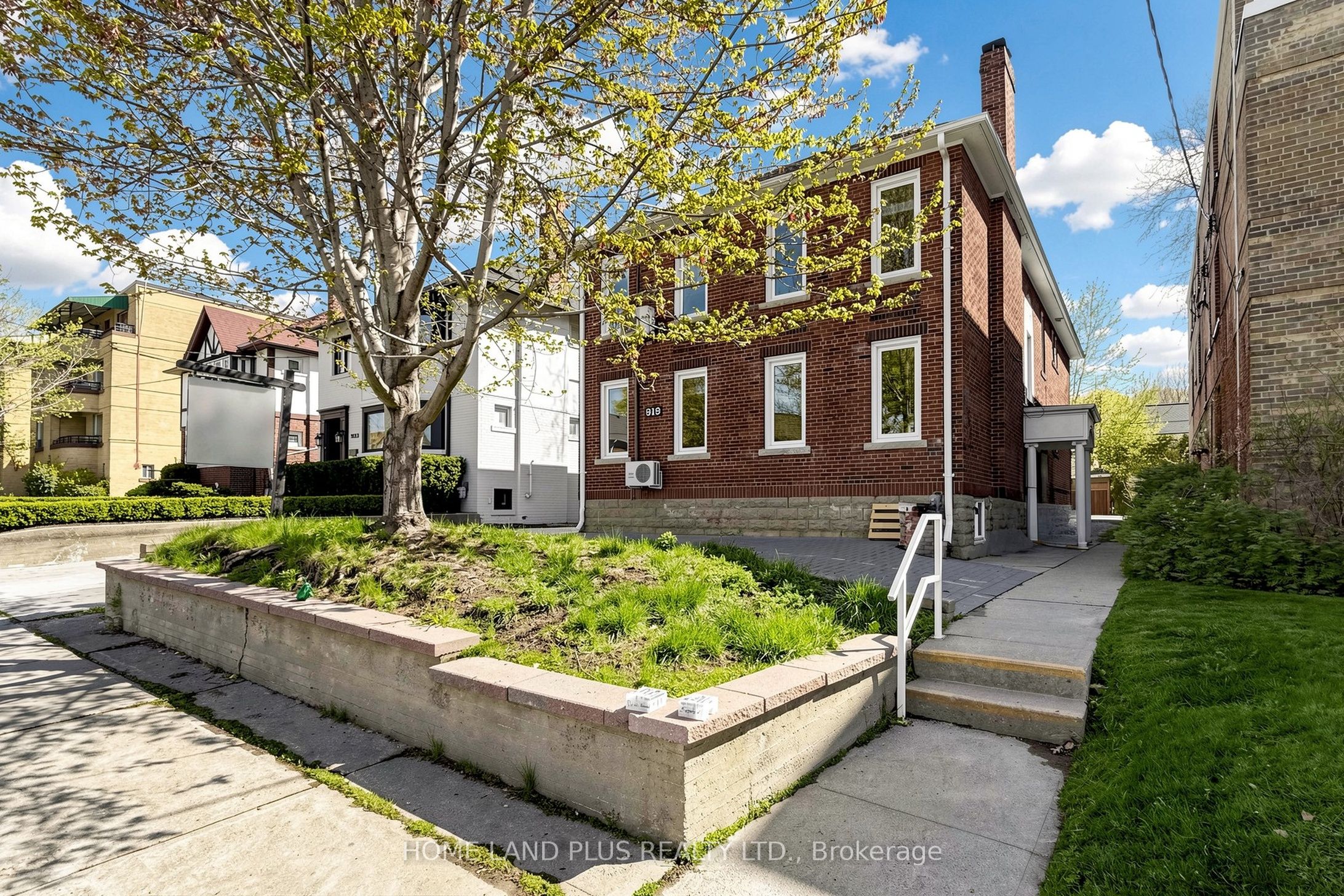 Additional image 3 of Unit 1-919 Avenue Road, Toronto, ON, M5P 2K7