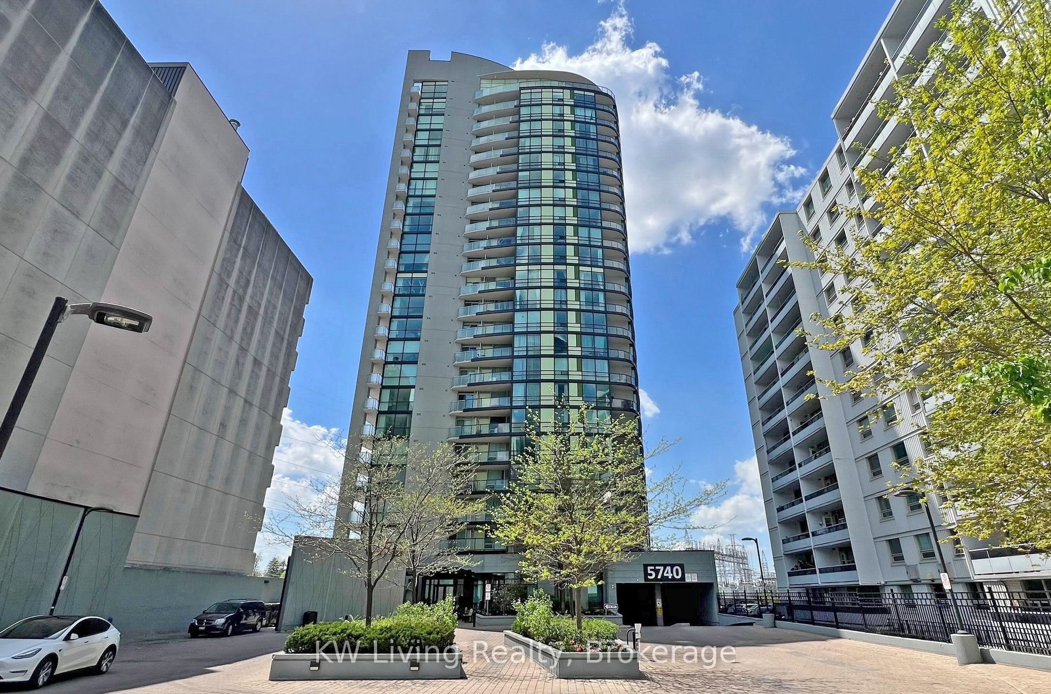 Additional image 2 of 409-5740 Yonge Street, Toronto, ON, M2M 0B1