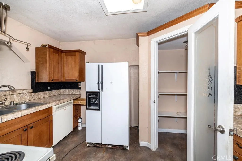 Additional image 66 of 12631 Shoreview Dr, Clearlake Oaks, CA 95423