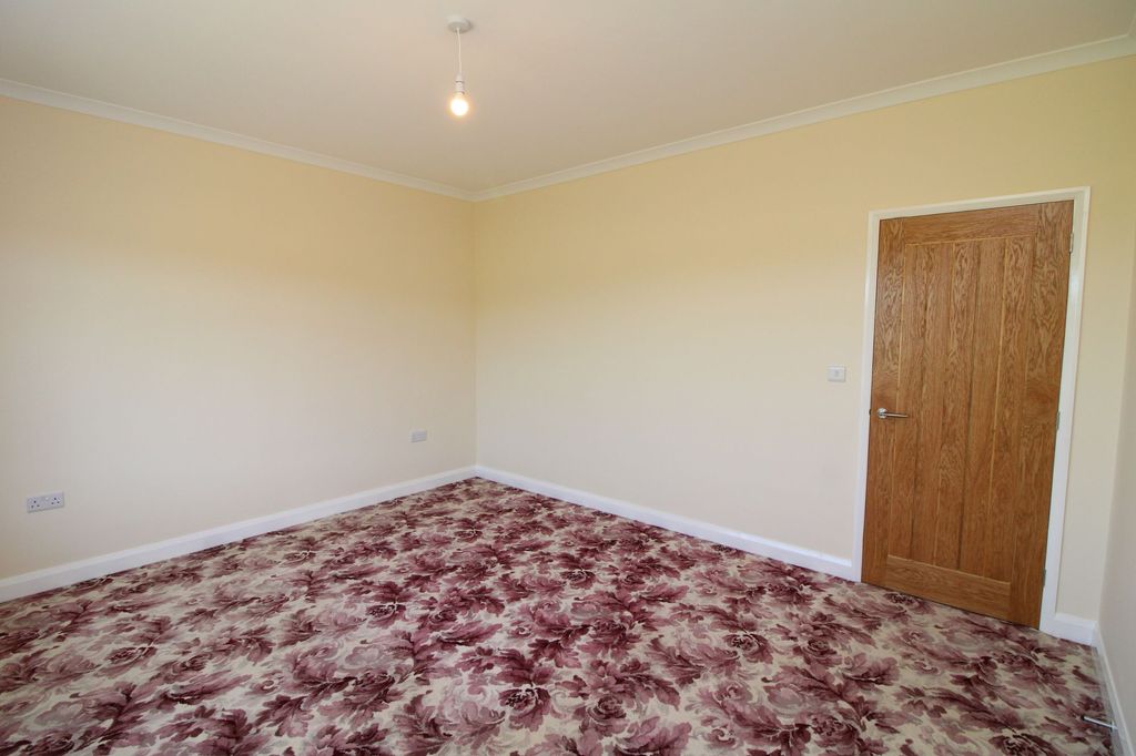Additional image 19 of 3 bed detached bungalow to rentRoselle, Dean CA14