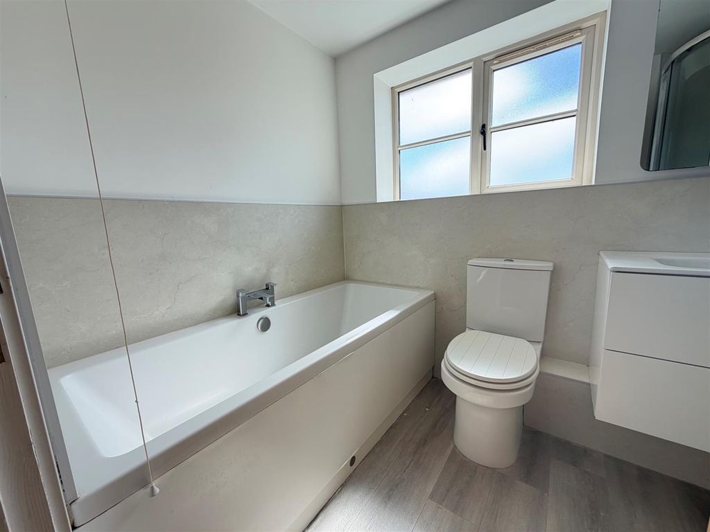 Additional image 8 of 3 bed end terrace house to rentHolwell Road, Kings Stag, Sturminster Newton DT10