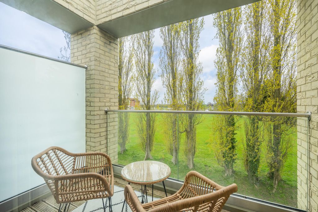 Additional image 8 of 2 bed flat for saleClock Tower Way, York YO23