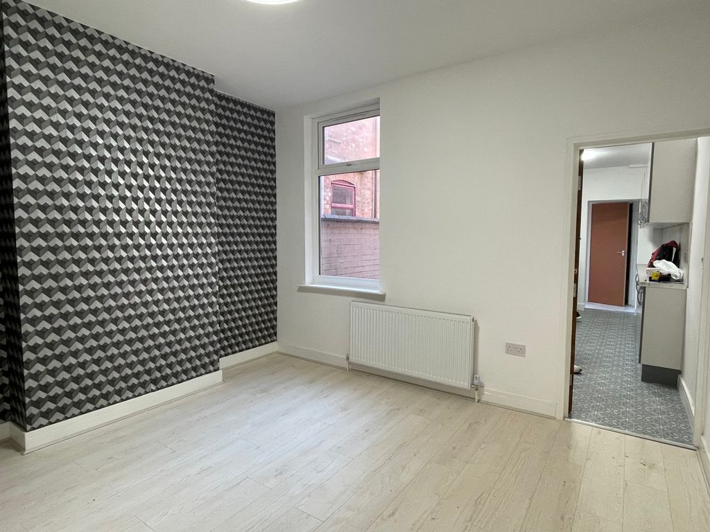 Additional image 2 of 4 bed terraced house to rentTyrrell Street, Leicester LE3