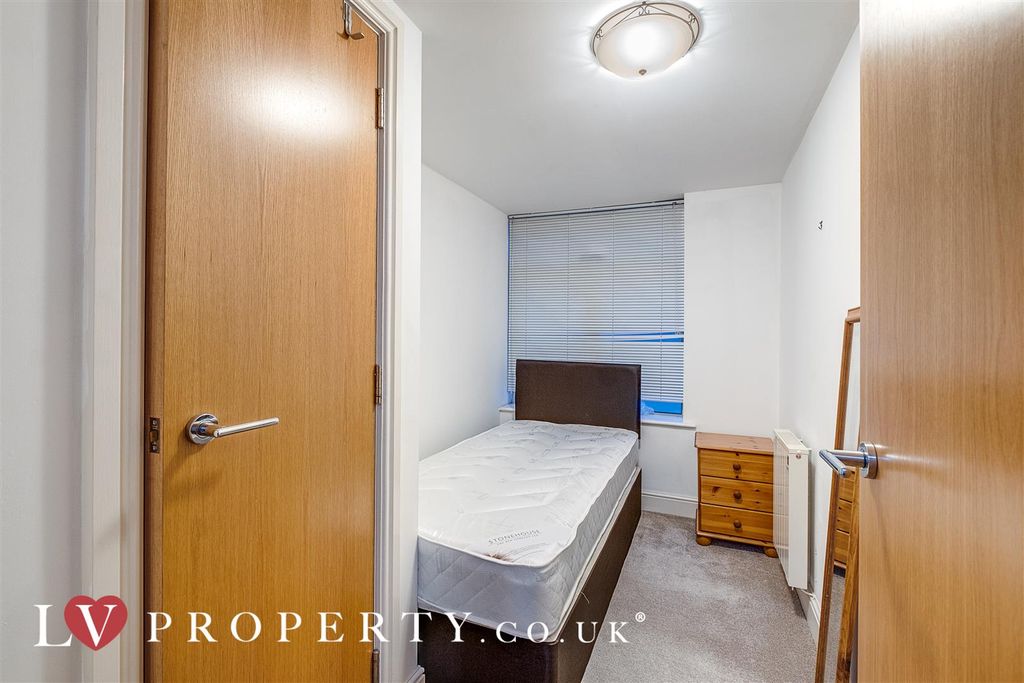 Additional image 16 of 2 bed flat to rent35 Paradise Street, Birmingham B1