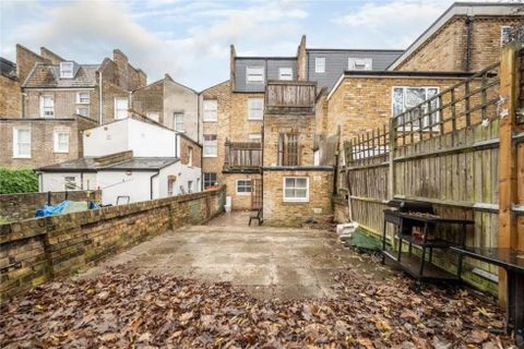 Davenant Road, Archway N19