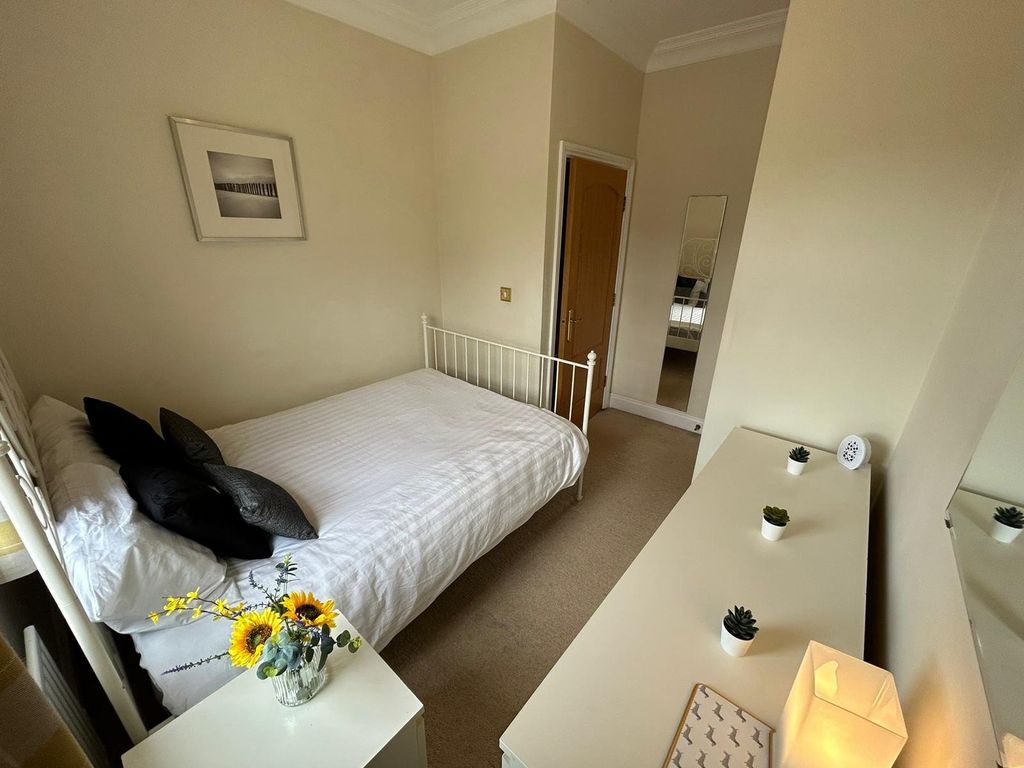 Additional image 10 of 4 bed detached house to rentCarisbrooke Road, Leeds, West Yorkshire LS16