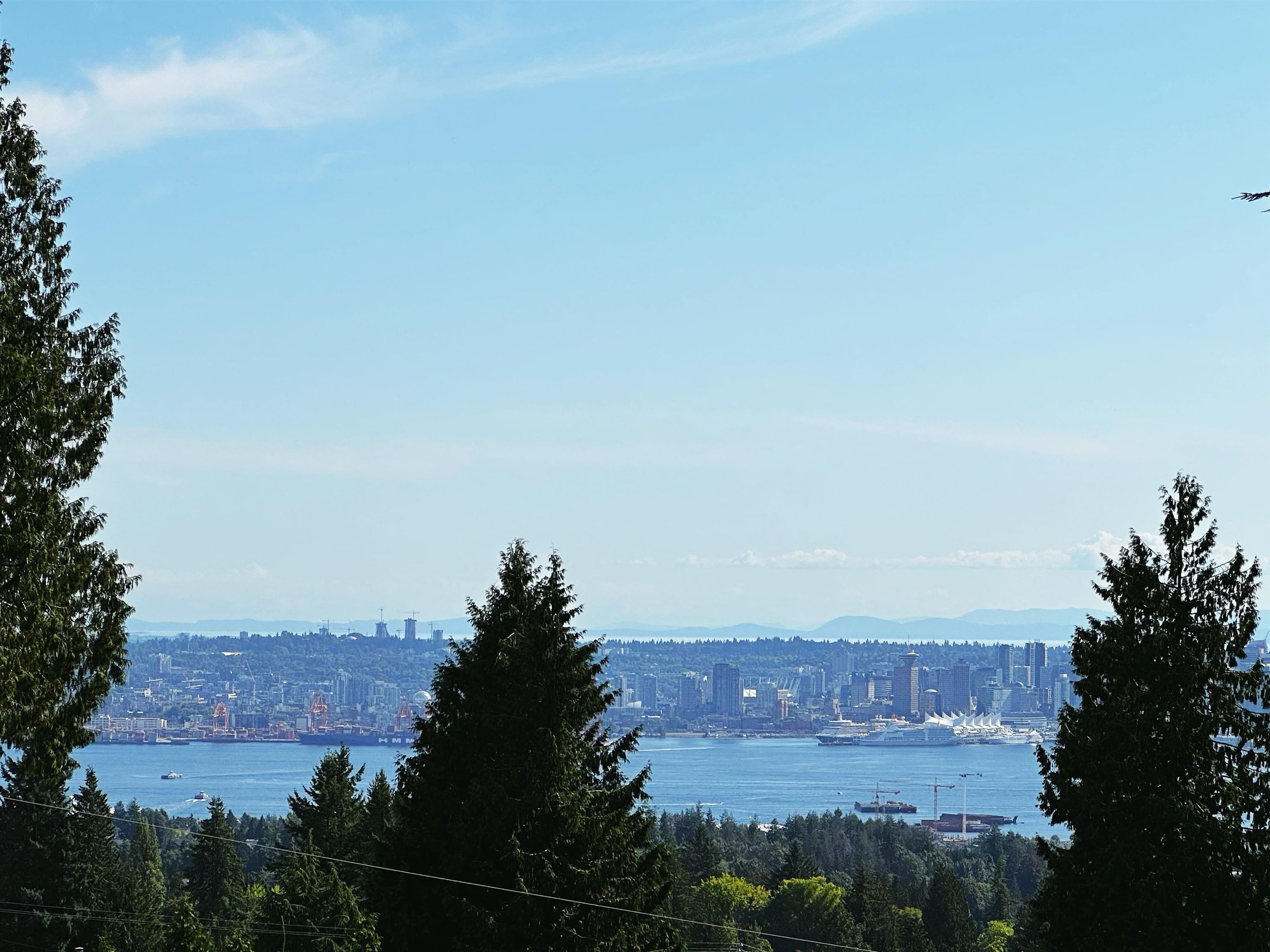 Additional image 6 of Upper Level-3847 Prospect Road, North Vancouver, BC, V7N 4H1