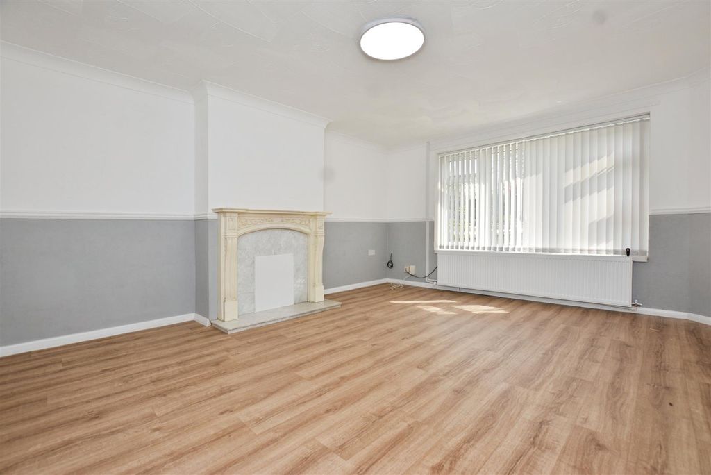 Additional image 6 of 3 bed terraced house to rentCanterbury Close, Scunthorpe DN17