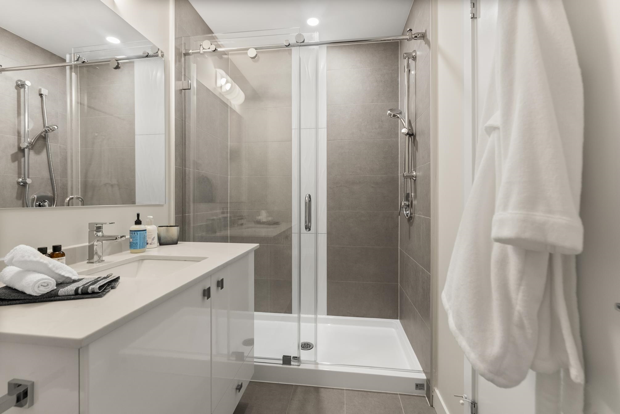 Additional image 2 of 415-23222 Gilley Road, Richmond, BC, V6V 0C8