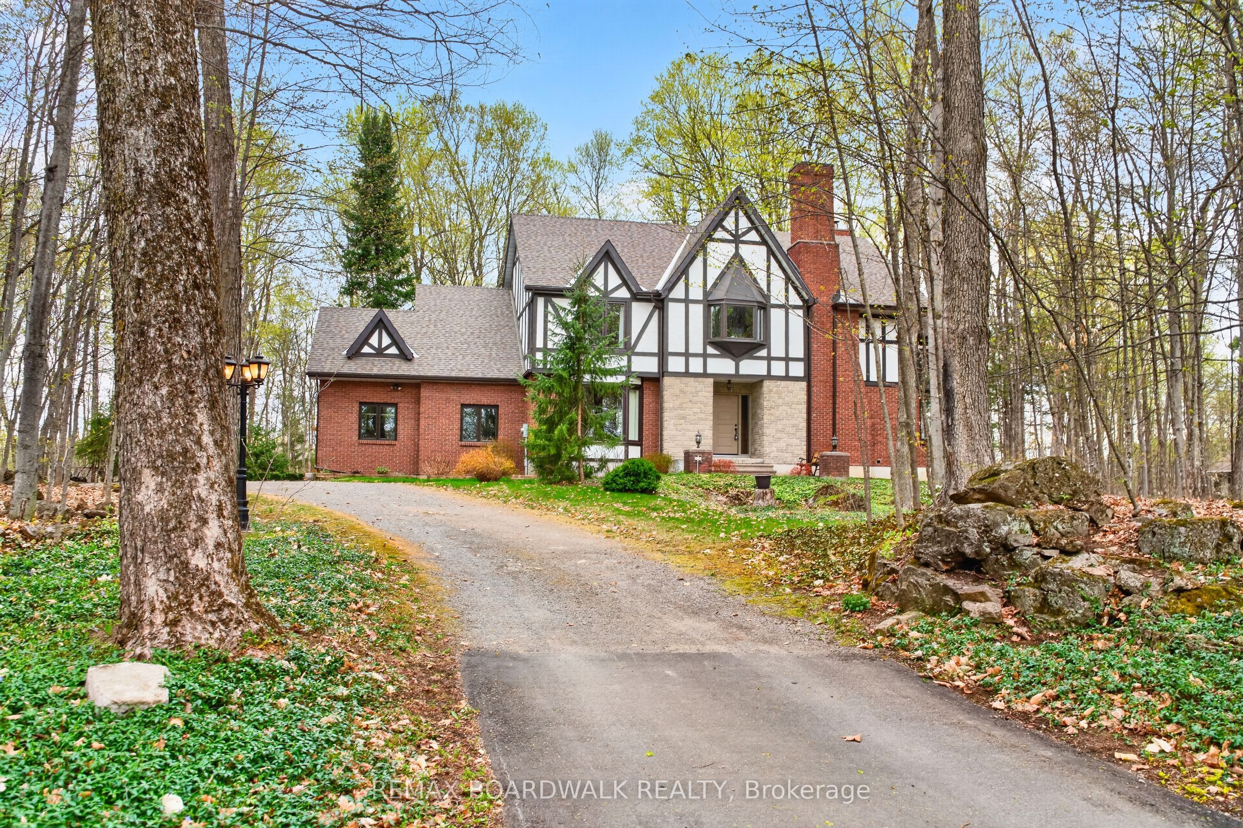 127 Margaret Anne Drive, Ottawa, ON, K0A 1L0