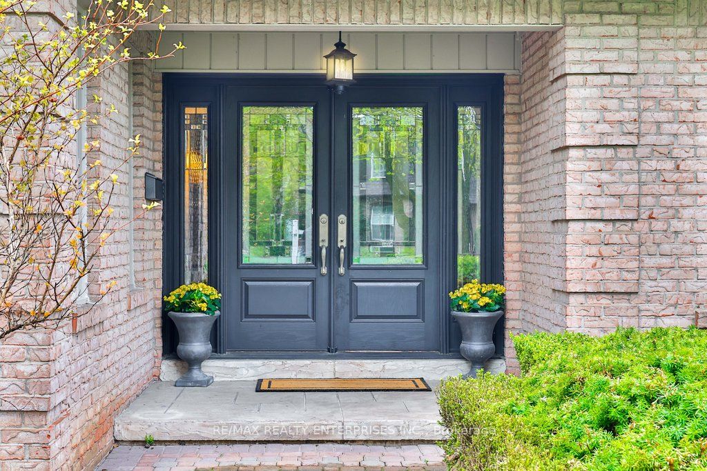 Additional image 3 of 1115 Talka Court, Mississauga, ON, L5C 1B1