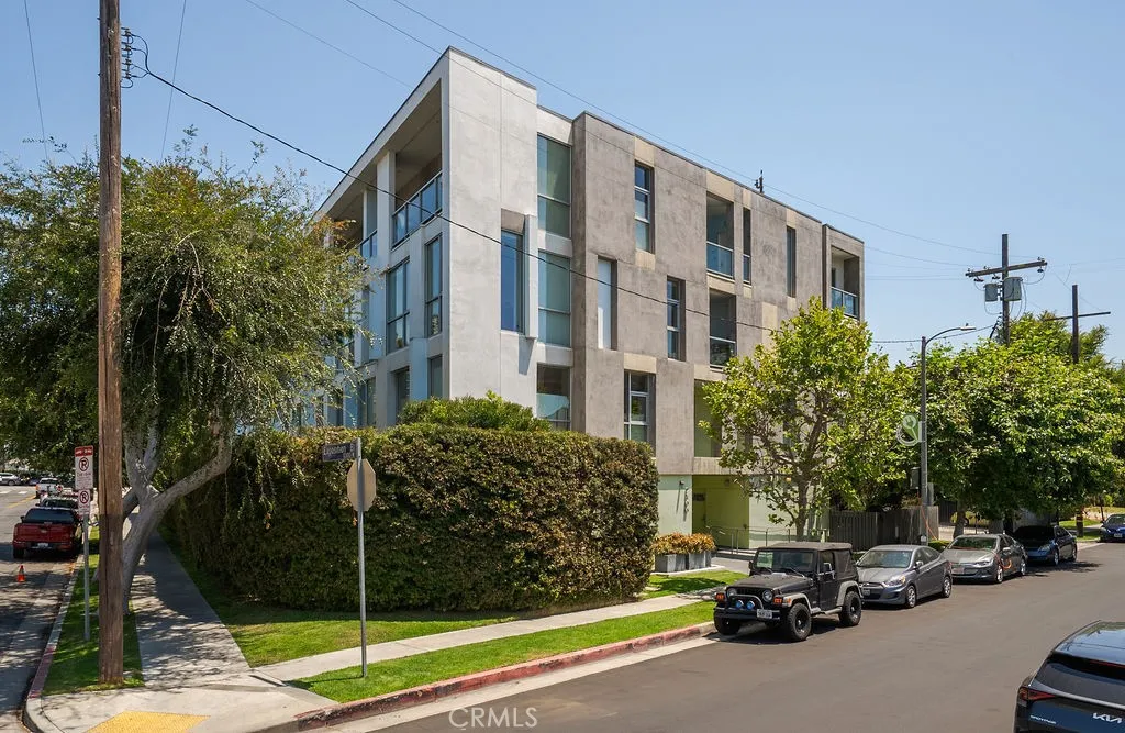 Additional image 47 of 2400 Corinth Avenue Unit 21, Los Angeles, CA 90064